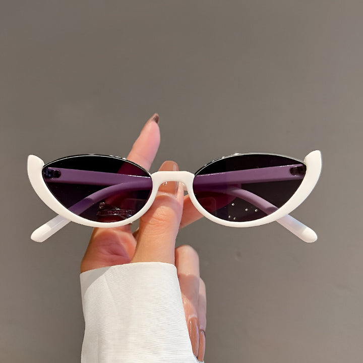 Halfmoon Shades