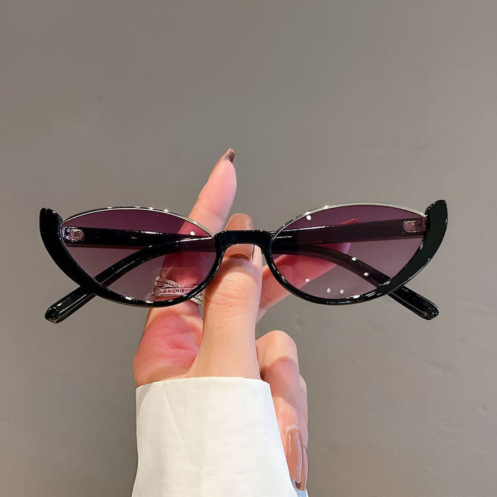 Halfmoon Shades